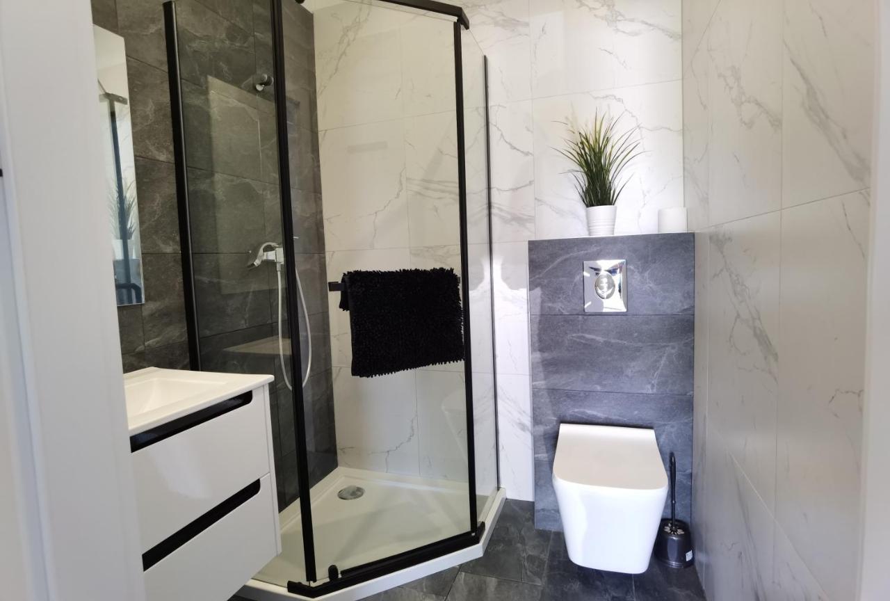 Domki Black Pearl Mielno Basen Sauna Jacuzzi Dış mekan fotoğraf